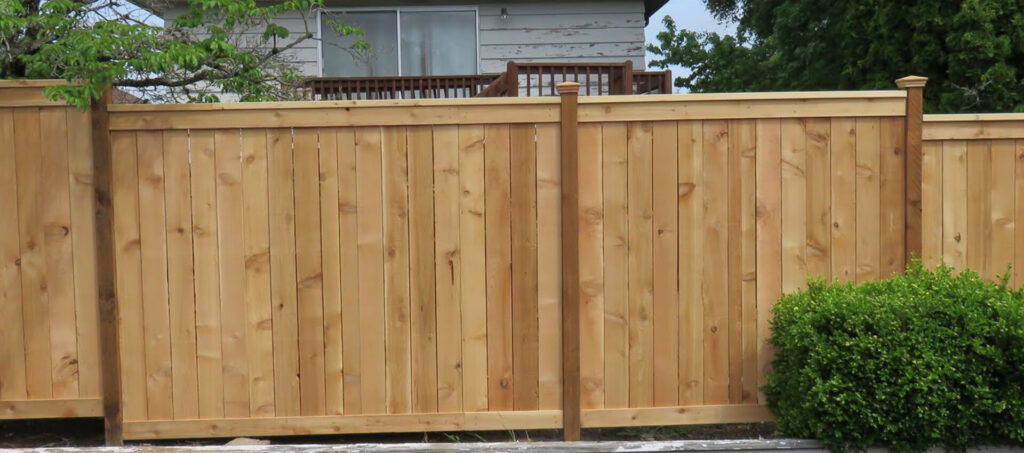 Cedar Picture Frame Fence 1